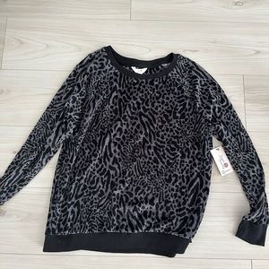NWT women’s lounge sweater top